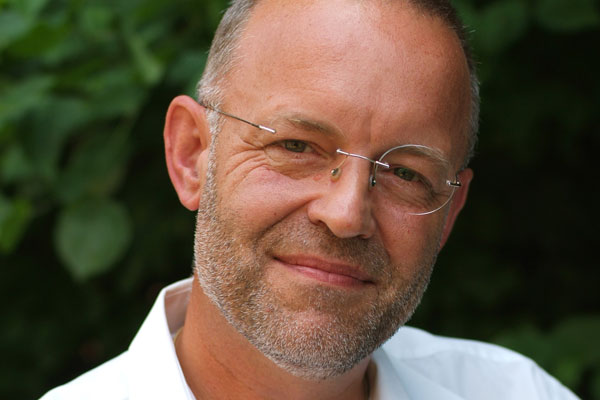 Dr. Joerg Hahn